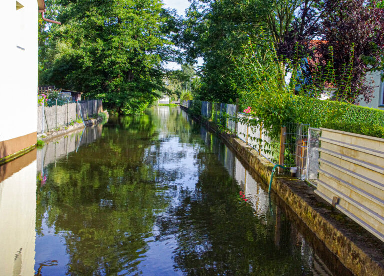 Der Zulauf mit Umgebung